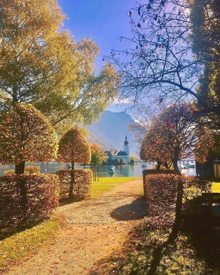 Ferienhaeuschen Am Traunsee Mit Tretboot Zur Freien Nutzung Am Badeplatz 阿尔特穆斯特 外观 照片